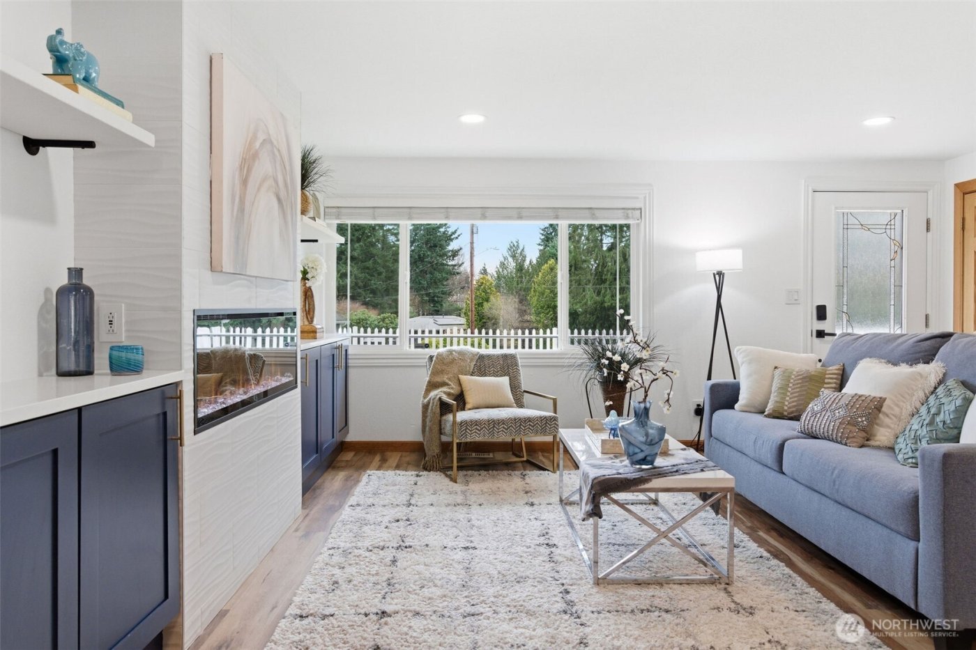 15304 Larch Way , Lynnwood, WA 98087