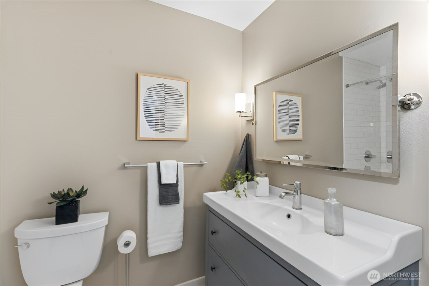 16609 NE 91st Street , Redmond, WA 98052-3722