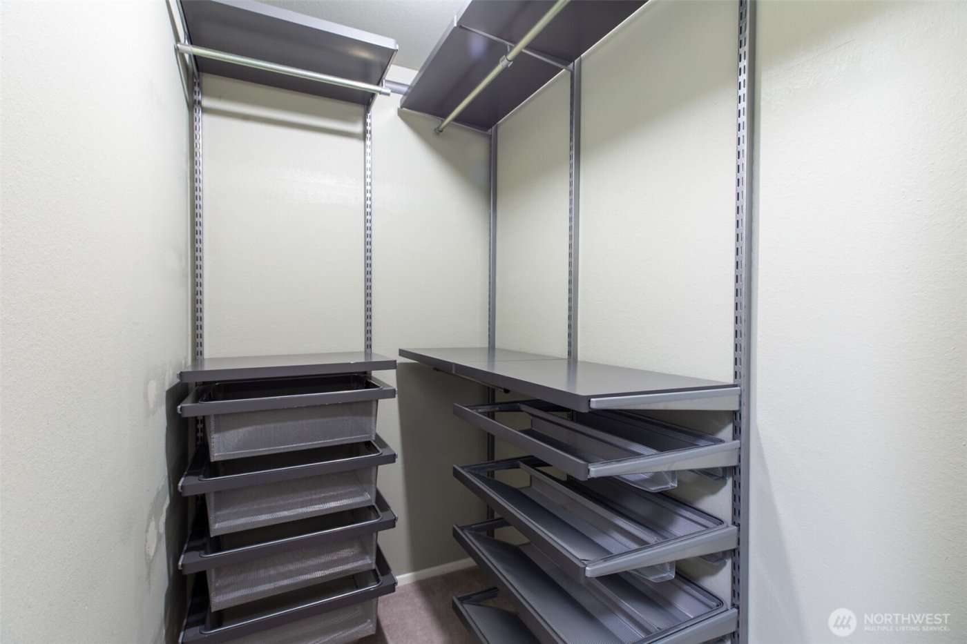 16609 NE 91st Street , Redmond, WA 98052-3722