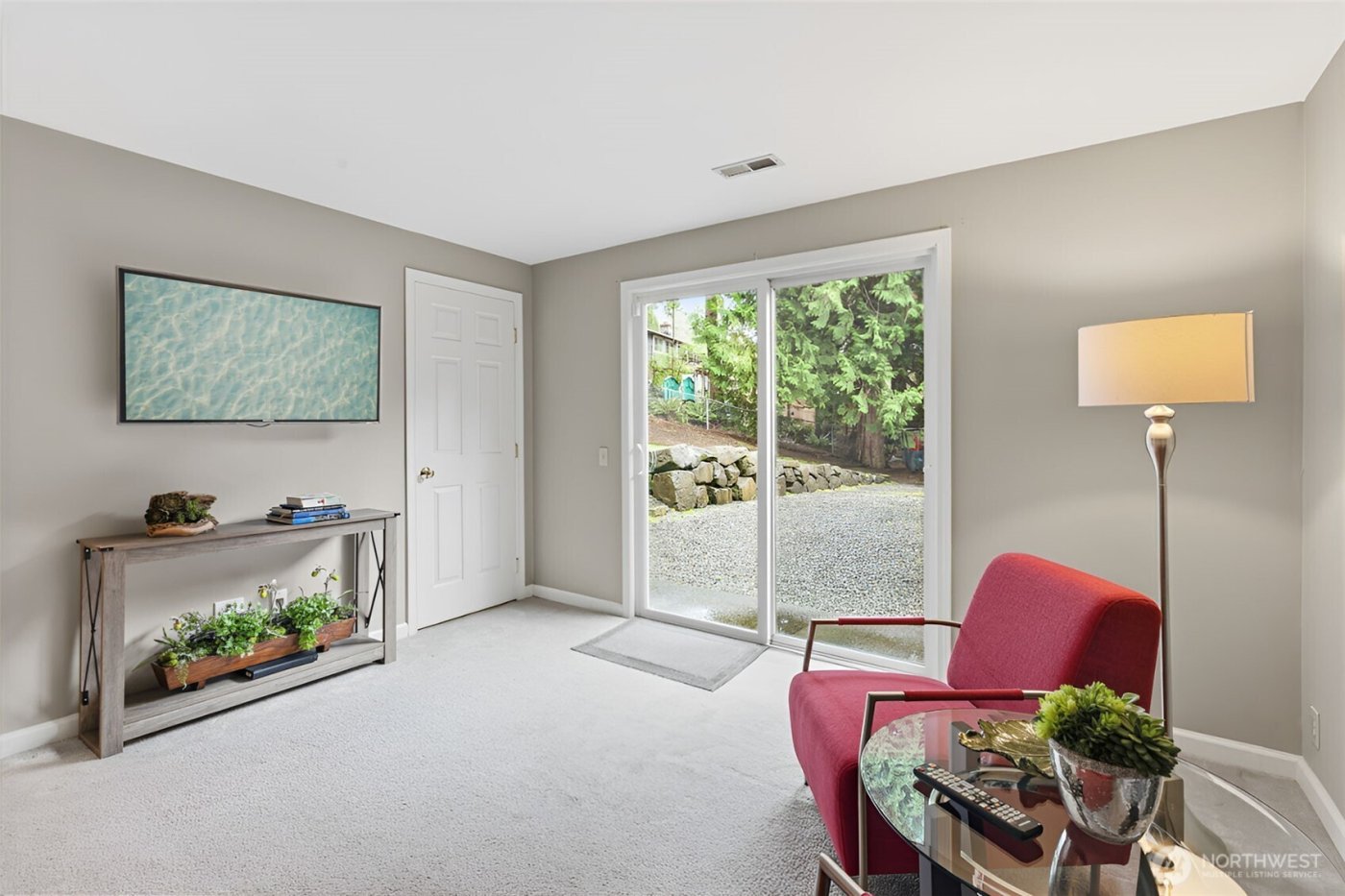 16609 NE 91st Street , Redmond, WA 98052-3722