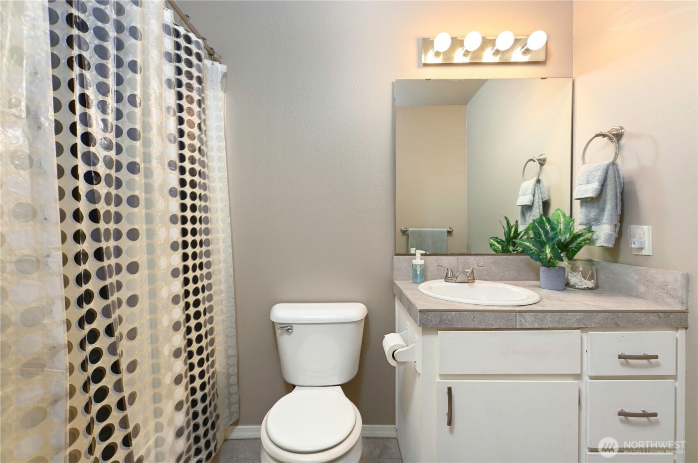 807 E Stanley Place , Granite Falls, WA 98252