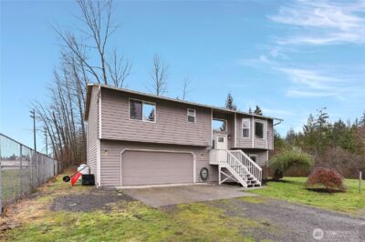 807 E Stanley Place , Granite Falls, WA 98252 - Photo 2