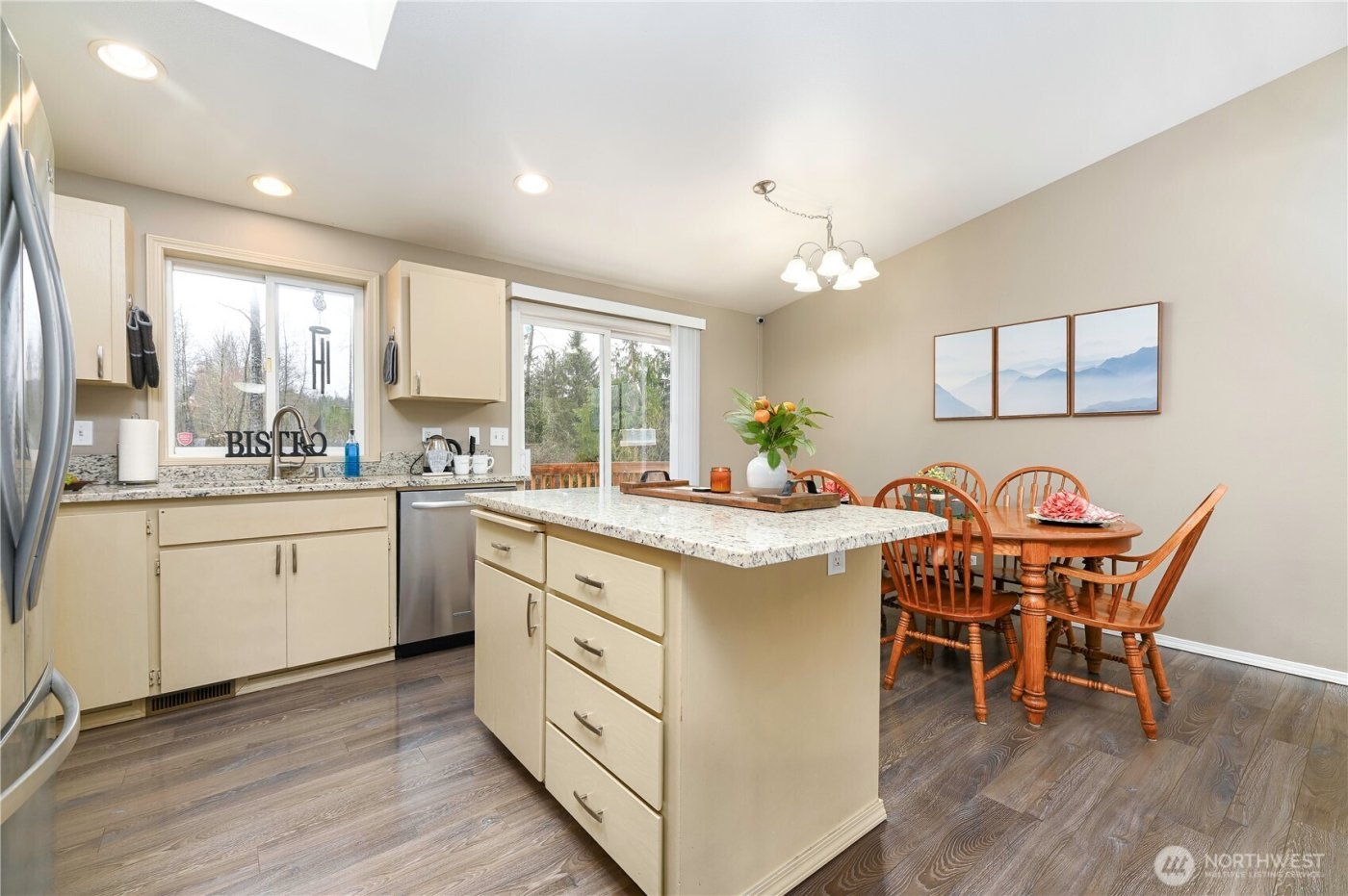 807 E Stanley Place , Granite Falls, WA 98252