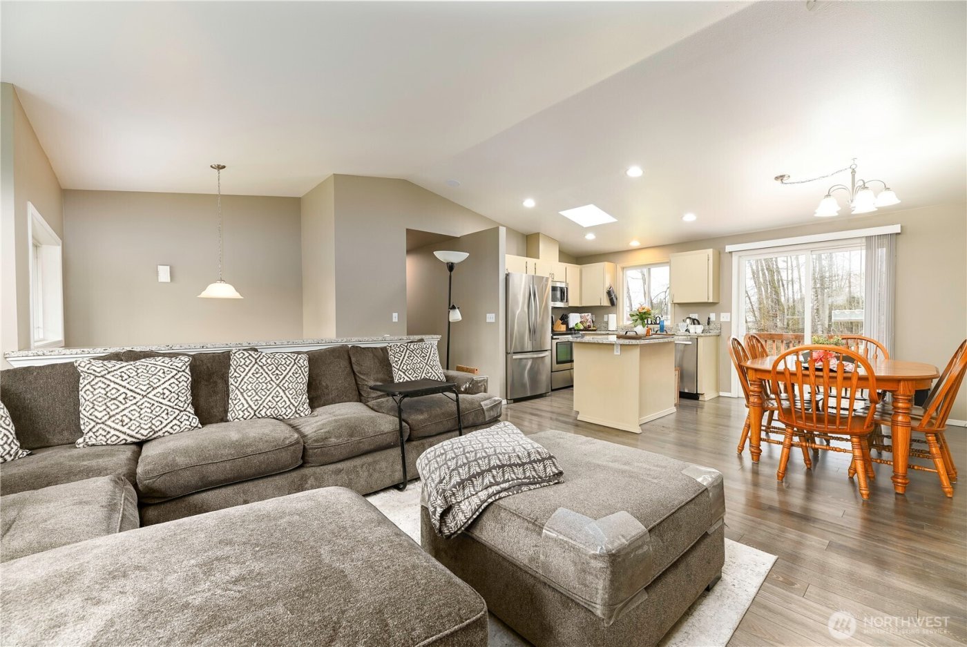 807 E Stanley Place , Granite Falls, WA 98252