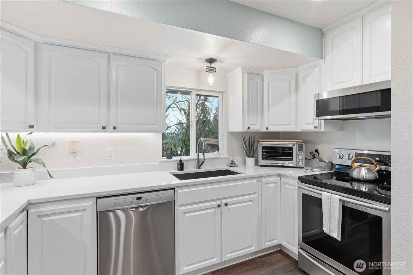 4325 Federal Avenue , Everett, WA 98203