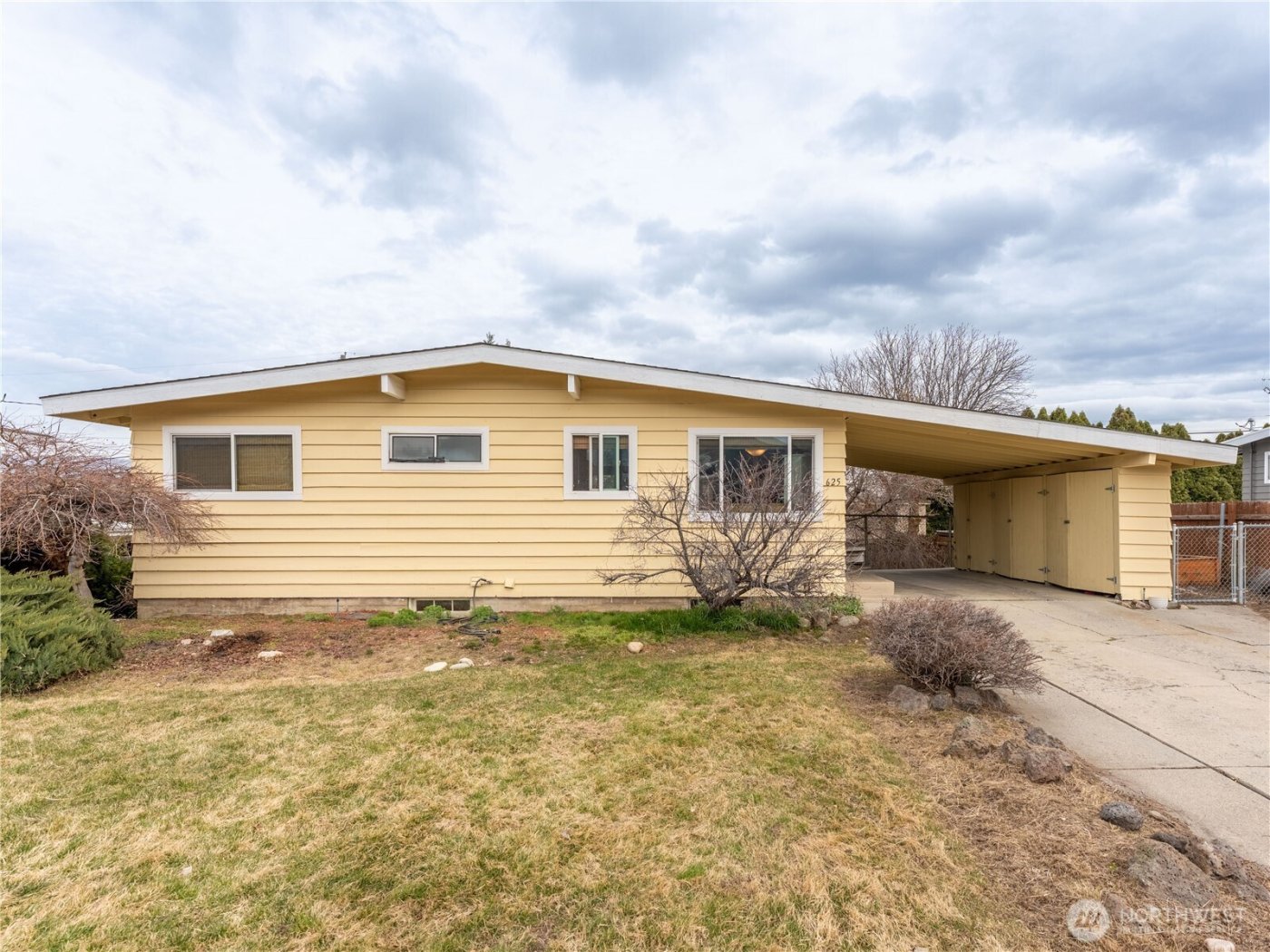 625 Lambert Street , Wenatchee, WA 98801