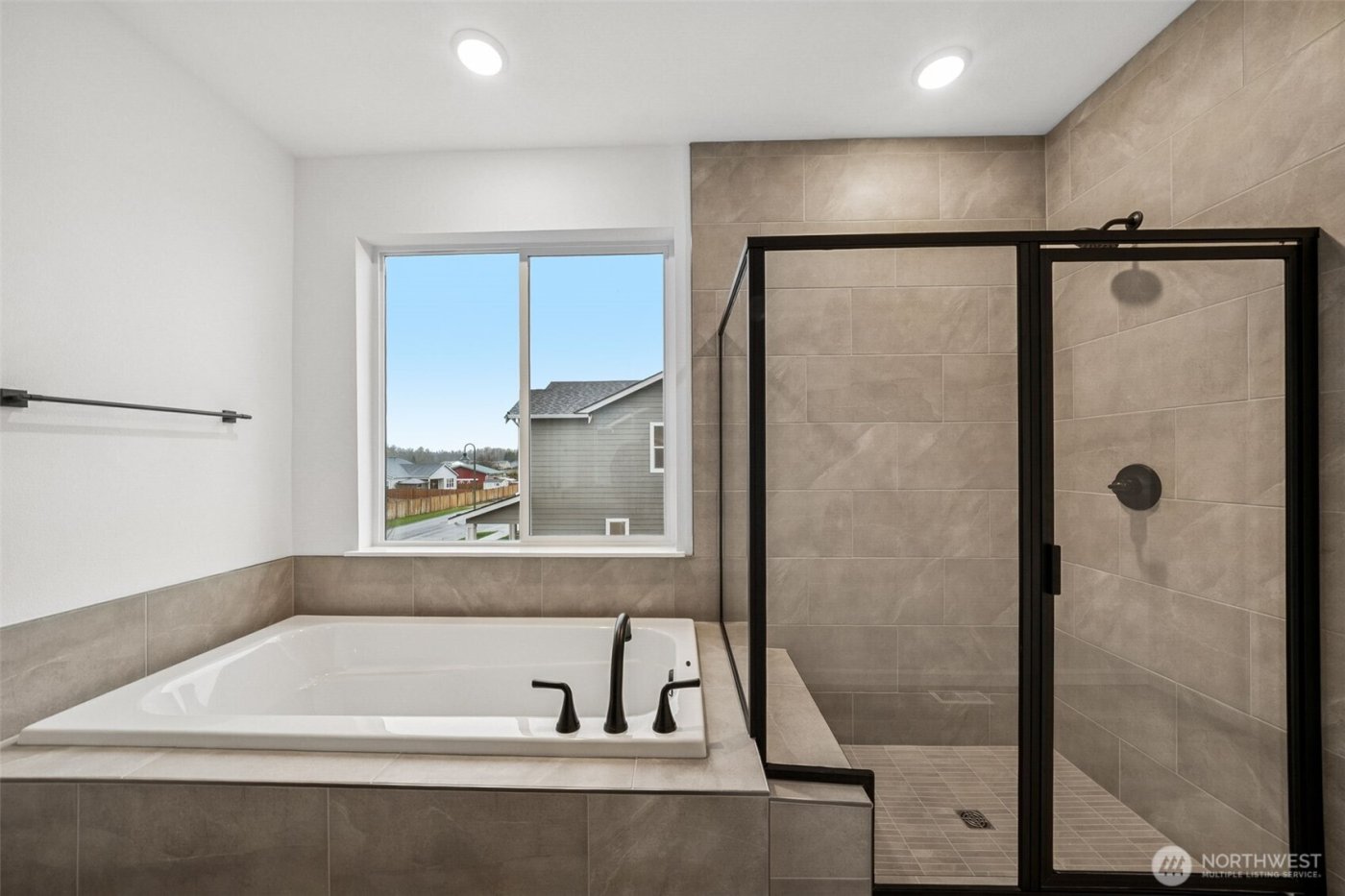 793 S Davis #105, Buckley, WA 98321