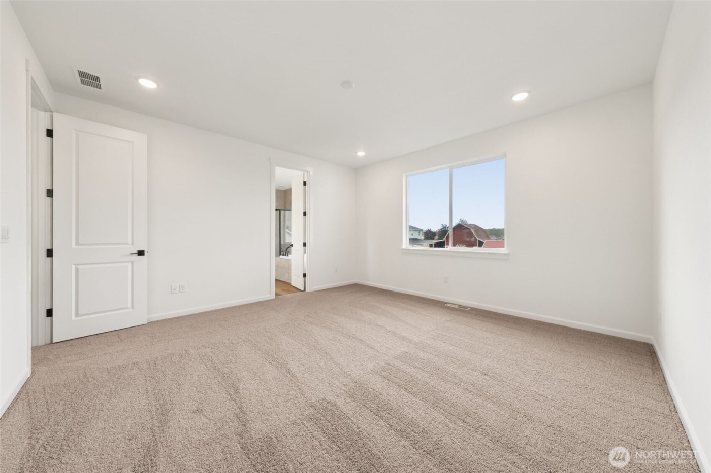 723 S Davis Street #103, Buckley, WA 98321