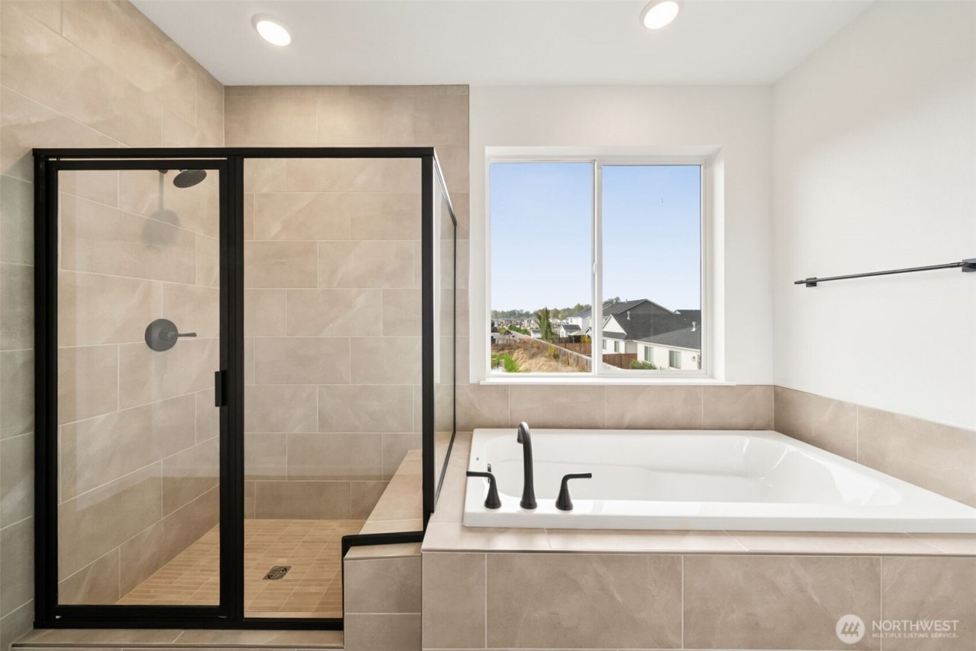 723 S Davis Street #103, Buckley, WA 98321