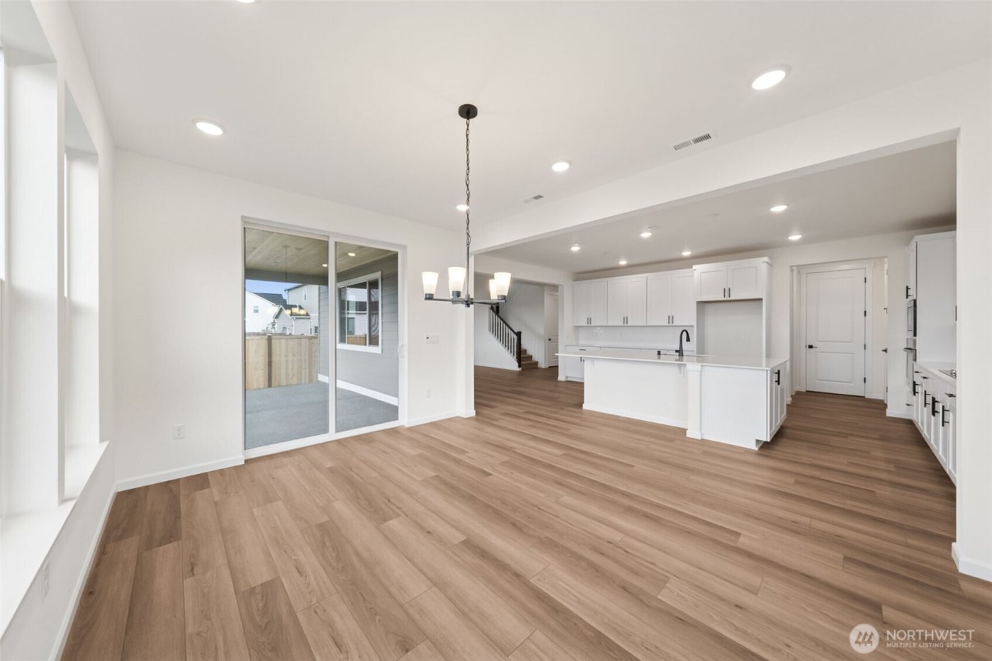 723 S Davis Street #103, Buckley, WA 98321