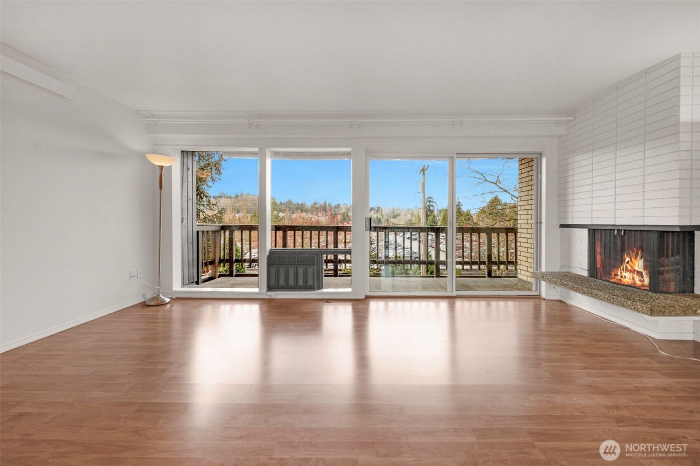 2500 81st Avenue SE #118, Mercer Island, WA 98040