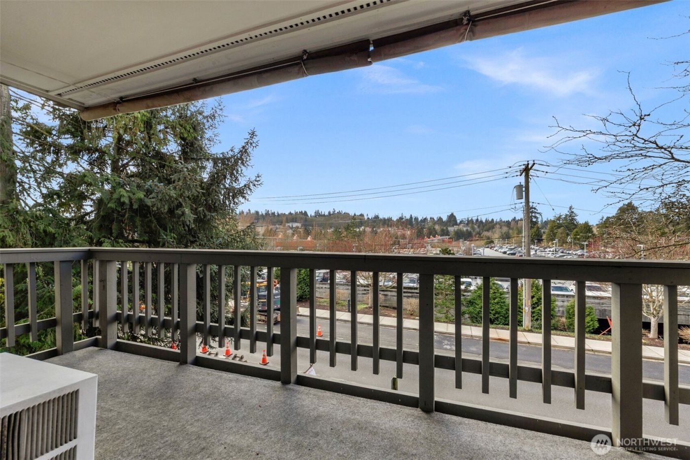 2500 81st Avenue SE #118, Mercer Island, WA 98040