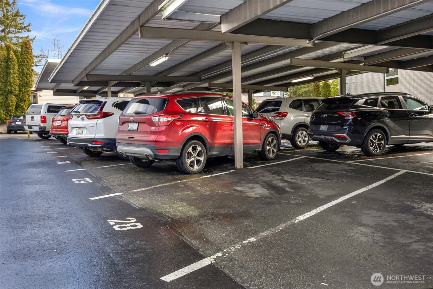 2500 81st Avenue SE #118, Mercer Island, WA 98040