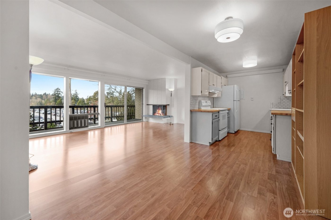 2500 81st Avenue SE #118, Mercer Island, WA 98040