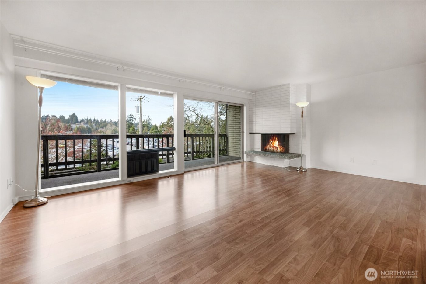 2500 81st Avenue SE #118, Mercer Island, WA 98040