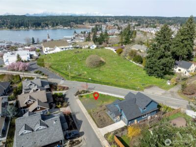 515 Antonson Lane NE, Poulsbo, WA 98370 - Photo 2