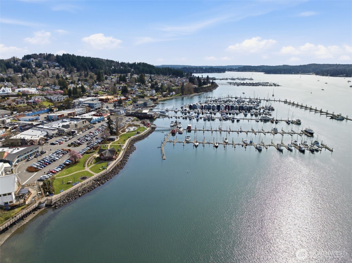 515 Antonson Lane NE, Poulsbo, WA 98370