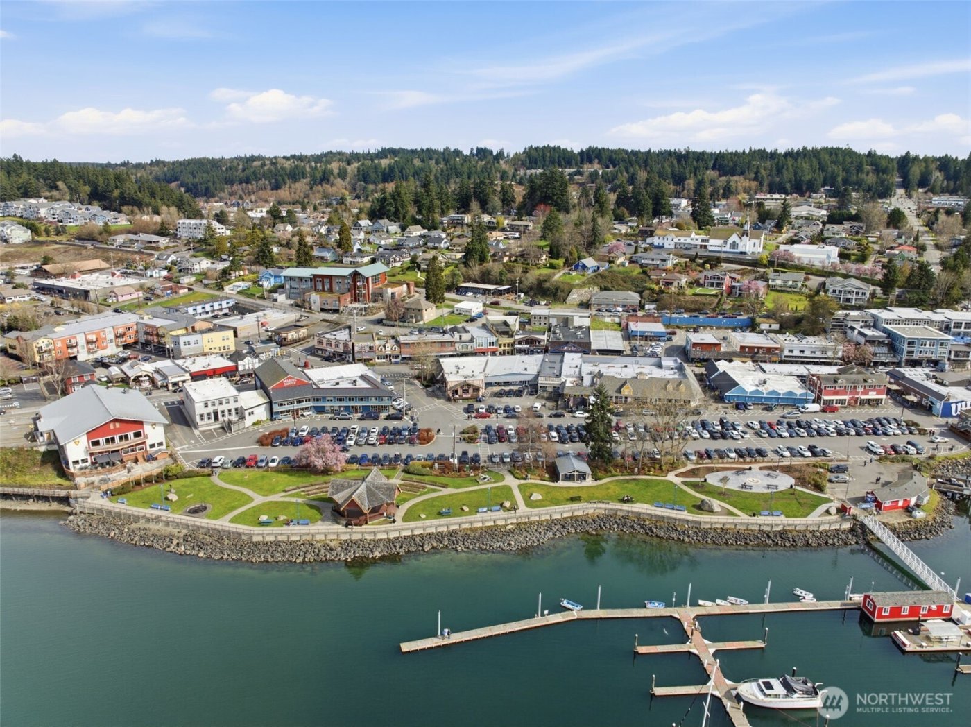 515 Antonson Lane NE, Poulsbo, WA 98370