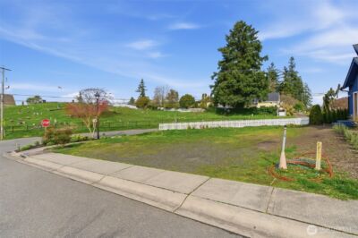 515 Antonson Lane NE, Poulsbo, WA 98370 - Photo 3