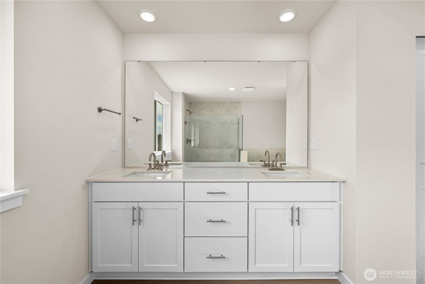 5990 Thornhill Avenue SW, Port Orchard, WA 98367