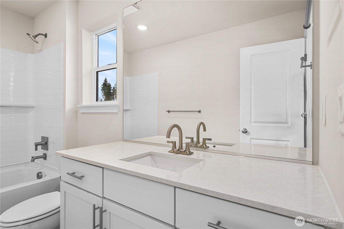 5990 Thornhill Avenue SW, Port Orchard, WA 98367