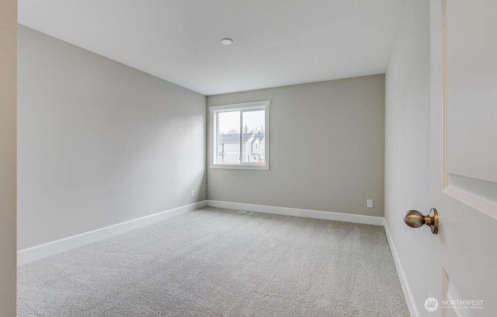 10625 Treasure Drive NW #123, Silverdale, WA 98383