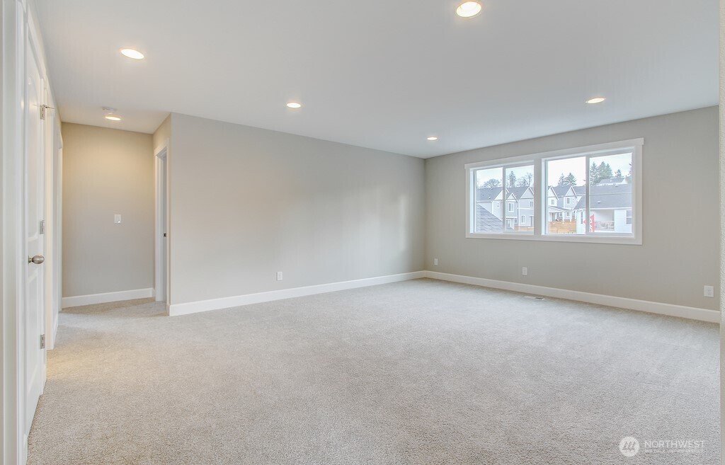 10625 Treasure Drive NW #123, Silverdale, WA 98383