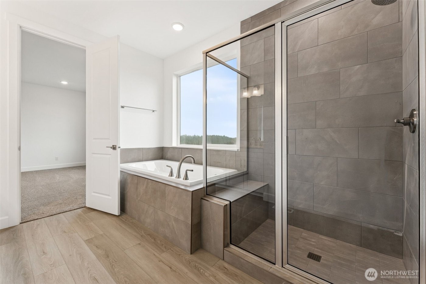 10655 Treasure Drive NW #118, Silverdale, WA 98383