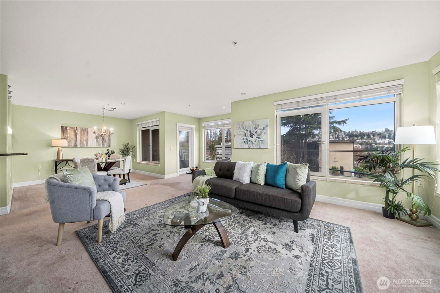 2551 Thorndyke Avenue W #102, Seattle, WA 98199