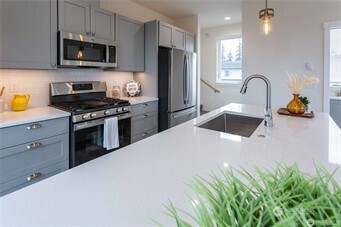 1024 N 8th Street , Mount Vernon, WA 98273