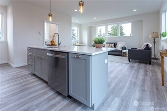 1024 N 8th Street , Mount Vernon, WA 98273