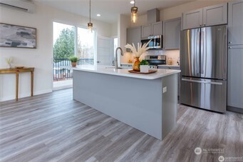 1024 N 8th Street , Mount Vernon, WA 98273