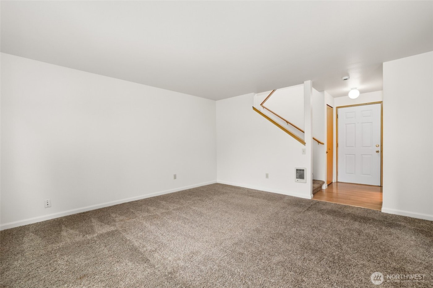 643 School Street SE, Lacey, WA 98503