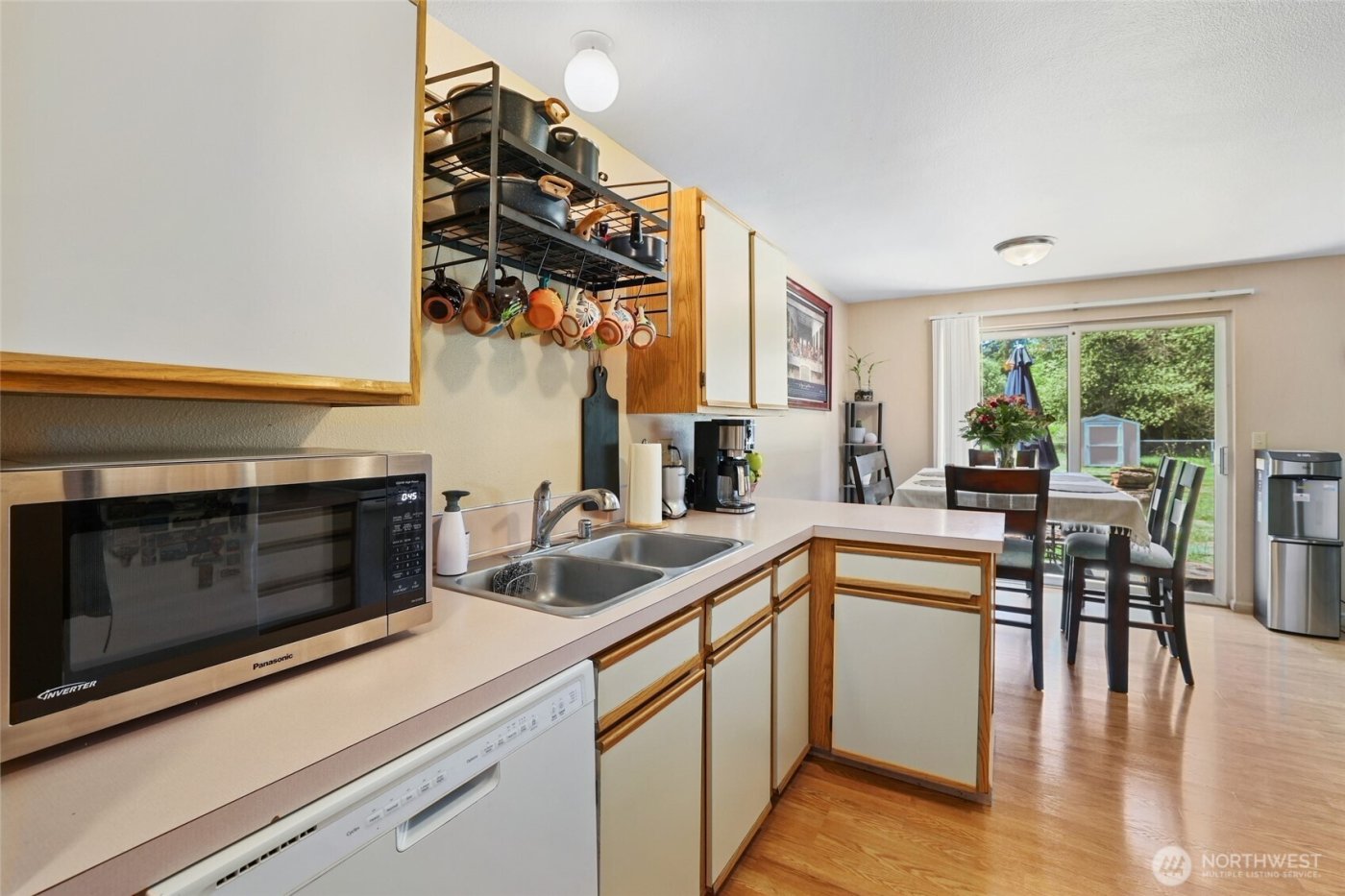 643 School Street SE, Lacey, WA 98503