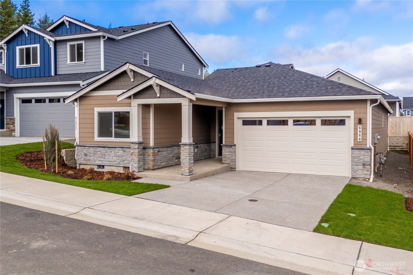 4203 SW Rustler Street , Port Orchard, WA 98367