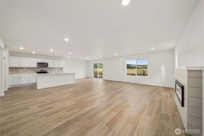 679 Salzer Creek Drive , Centralia, WA 98531 - Photo 5