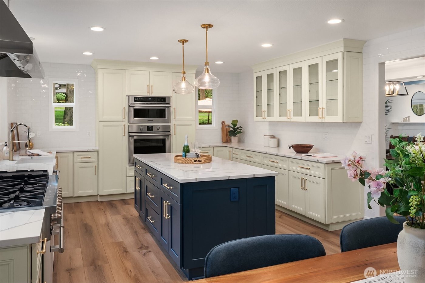 16430 133rd Court NE, Redmond, WA 98052