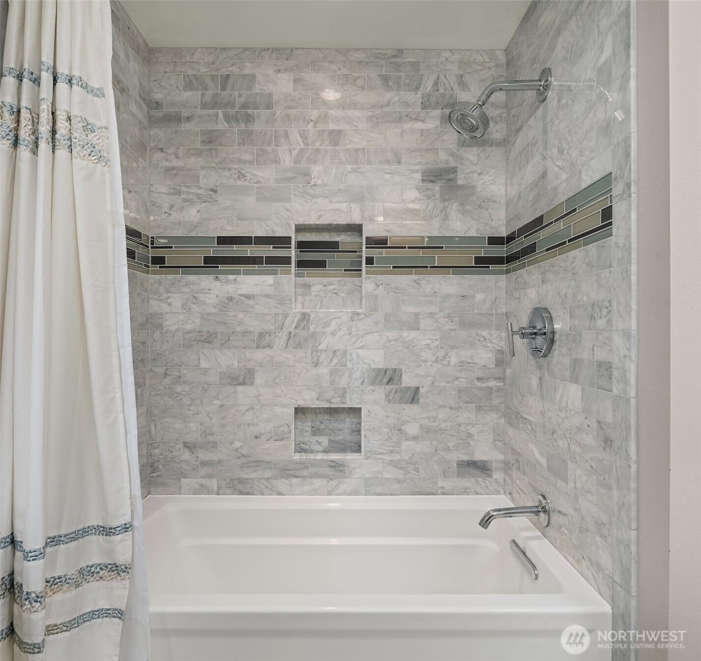 16430 133rd Court NE, Redmond, WA 98052