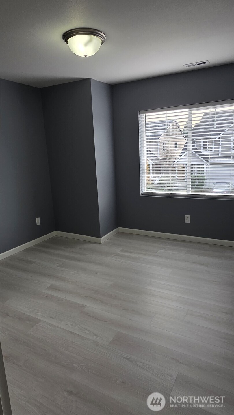 5354 50th Loop SE, Lacey, WA 98503