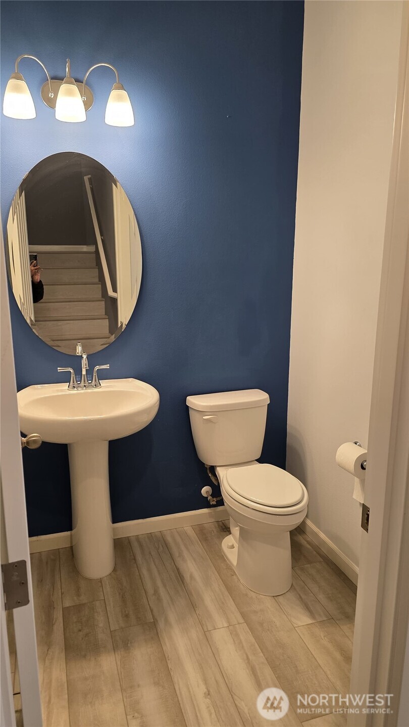 5354 50th Loop SE, Lacey, WA 98503