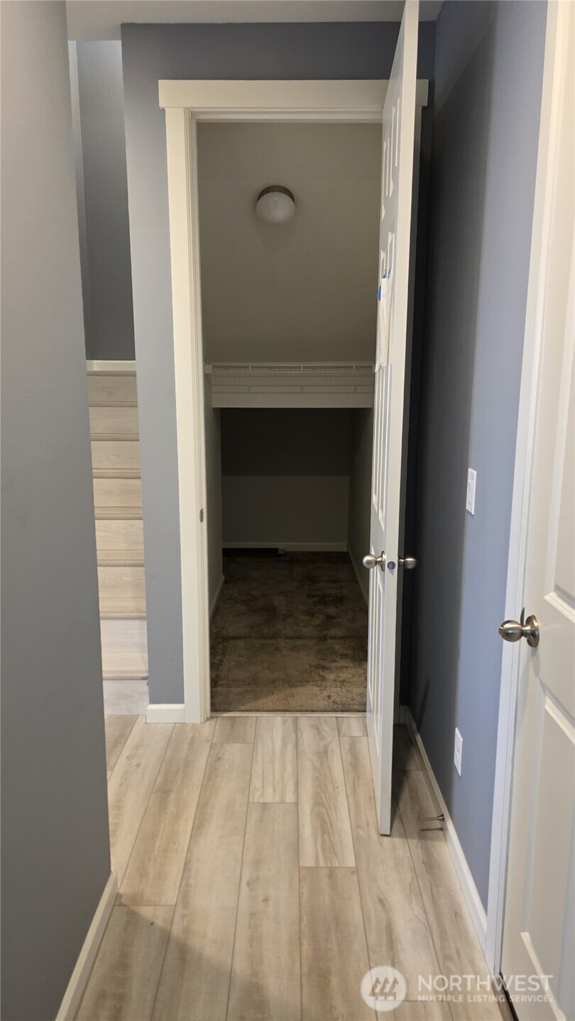 5354 50th Loop SE, Lacey, WA 98503