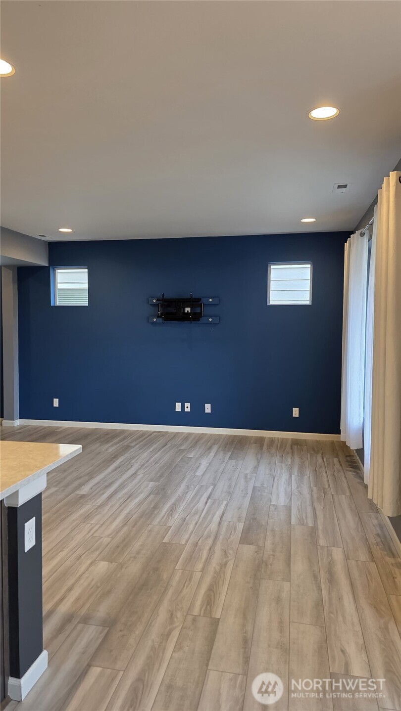 5354 50th Loop SE, Lacey, WA 98503