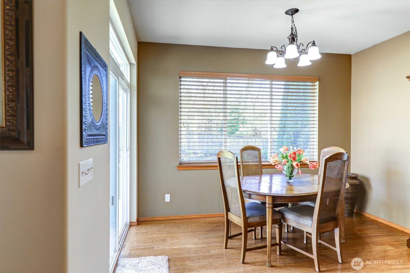 252 Quincy Avenue NE, Renton, WA 98059