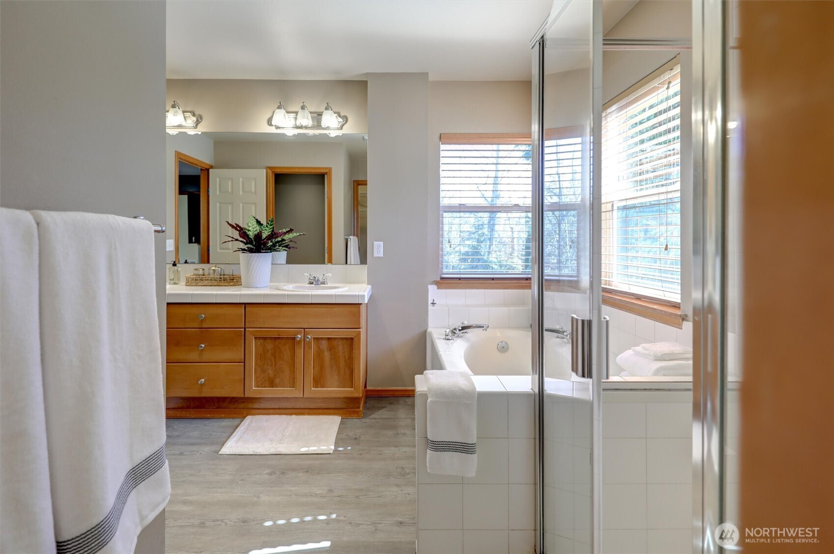 252 Quincy Avenue NE, Renton, WA 98059