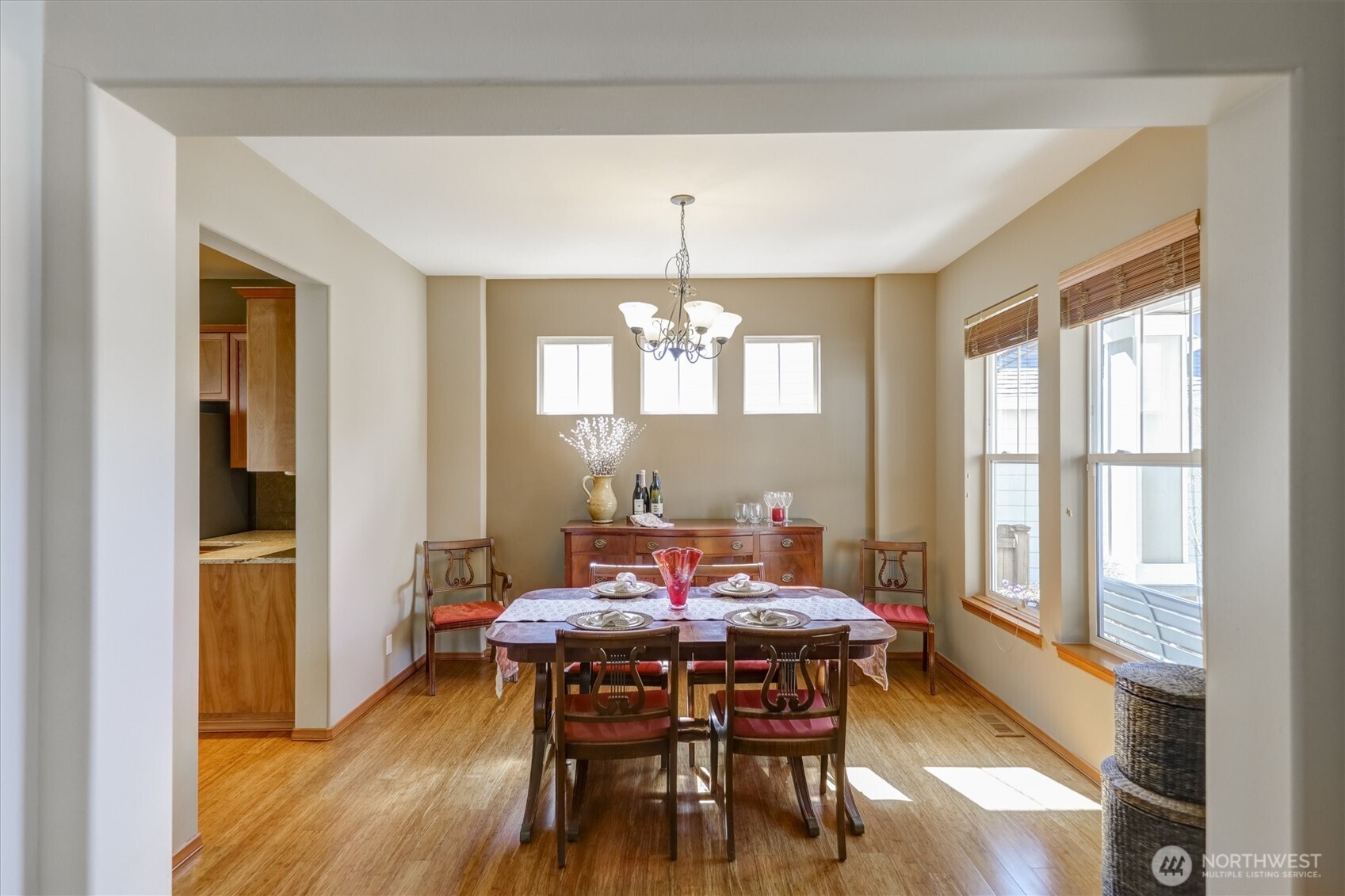 252 Quincy Avenue NE, Renton, WA 98059