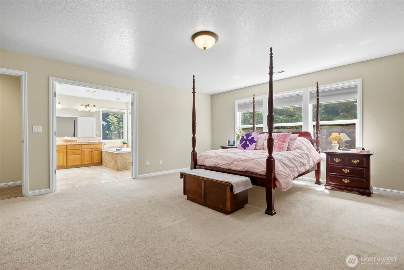 16715 NE 5th Street , Vancouver, WA 98684