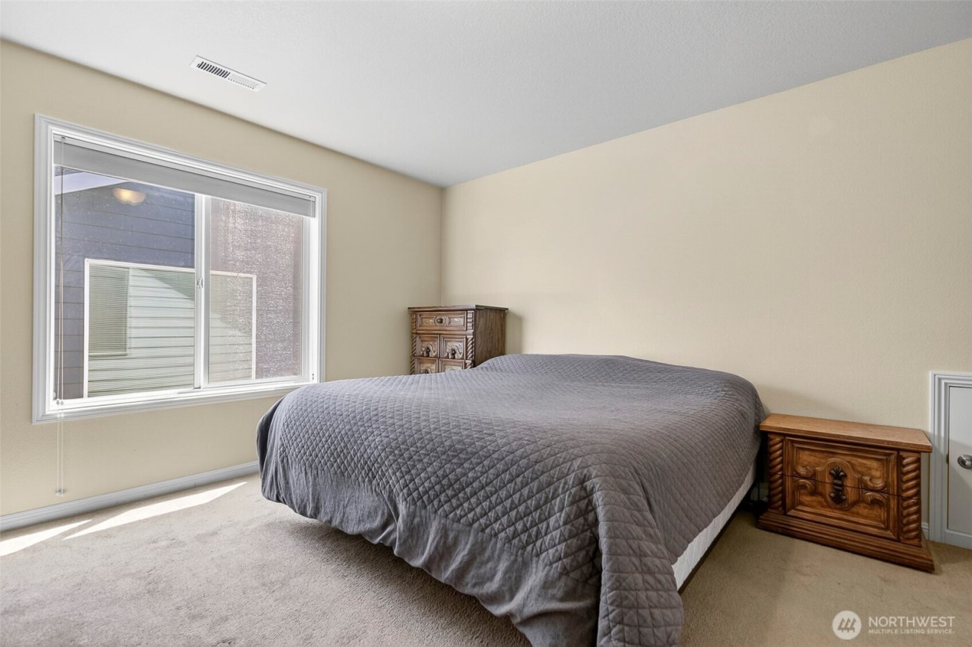 16715 NE 5th Street , Vancouver, WA 98684