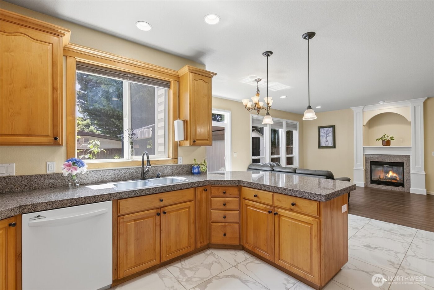 16715 NE 5th Street , Vancouver, WA 98684