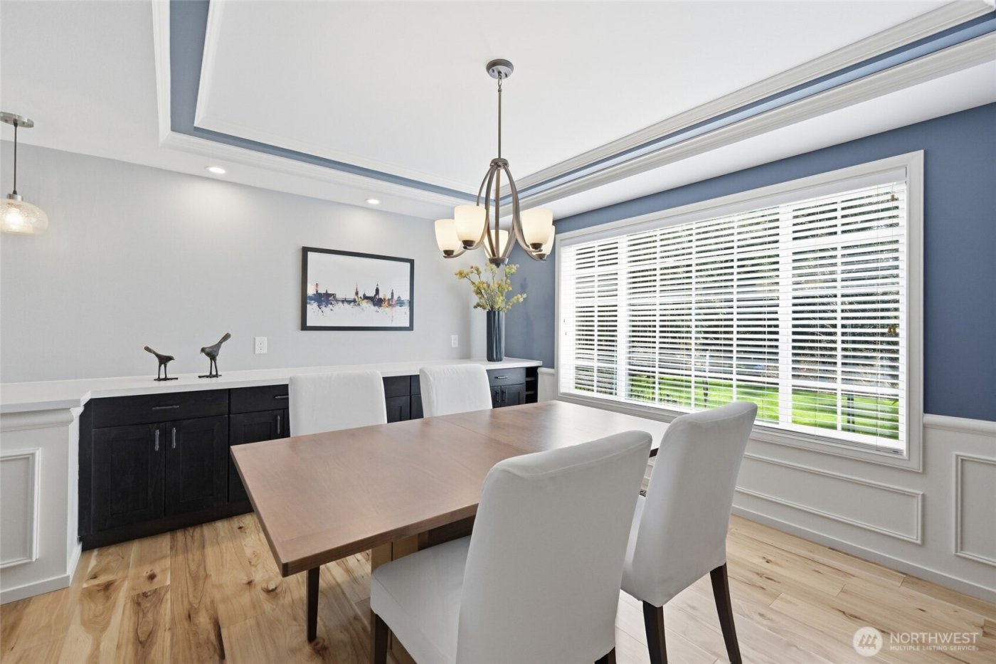 9604 215th Avenue NE, Redmond, WA 98053-7698