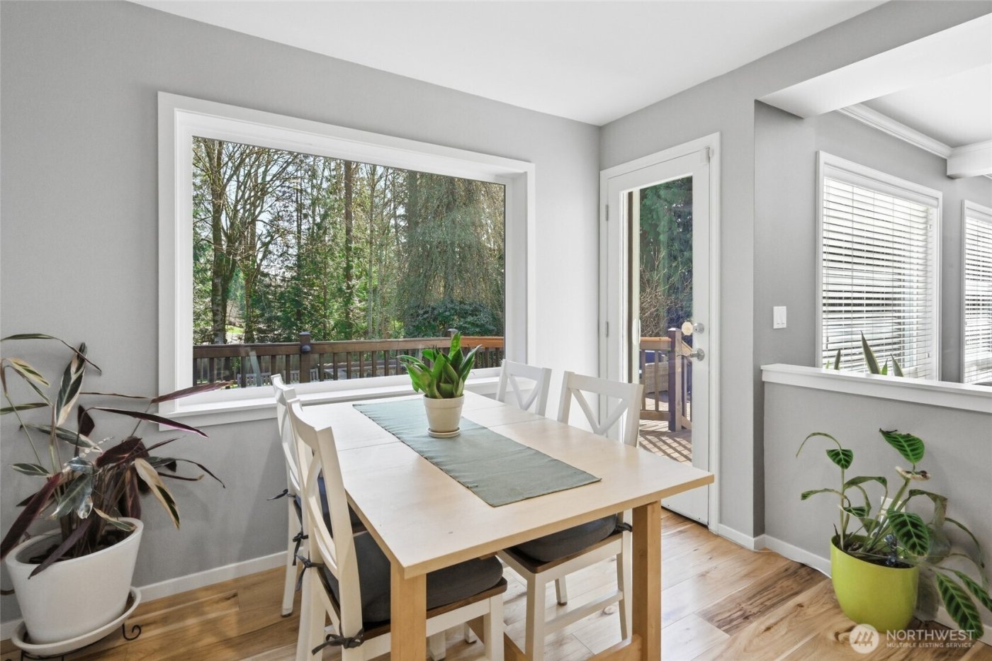 9604 215th Avenue NE, Redmond, WA 98053-7698